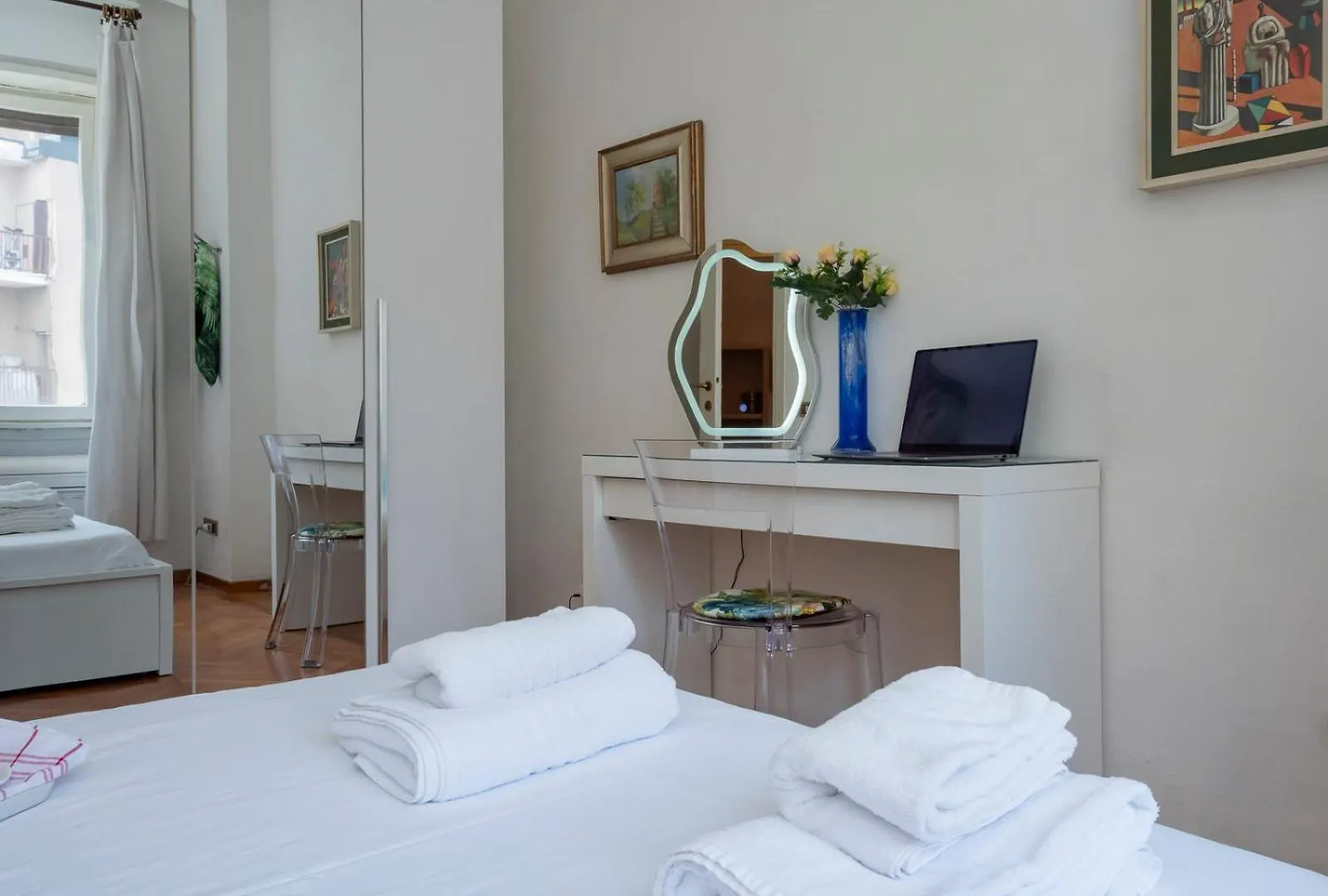 Moscova Dream - Bright And Quiet 5Th Floor Apartment Mediolan 0*,  Włochy